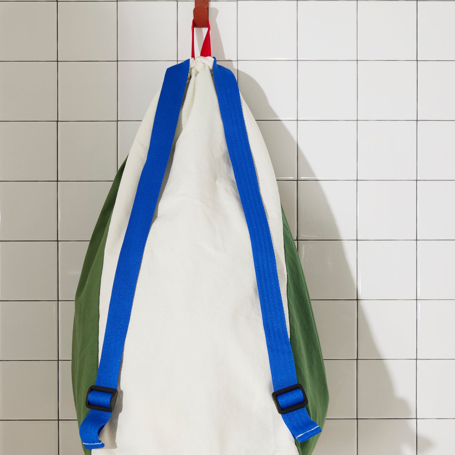 Re:Canvas Laundry Bag Pine detail view straps