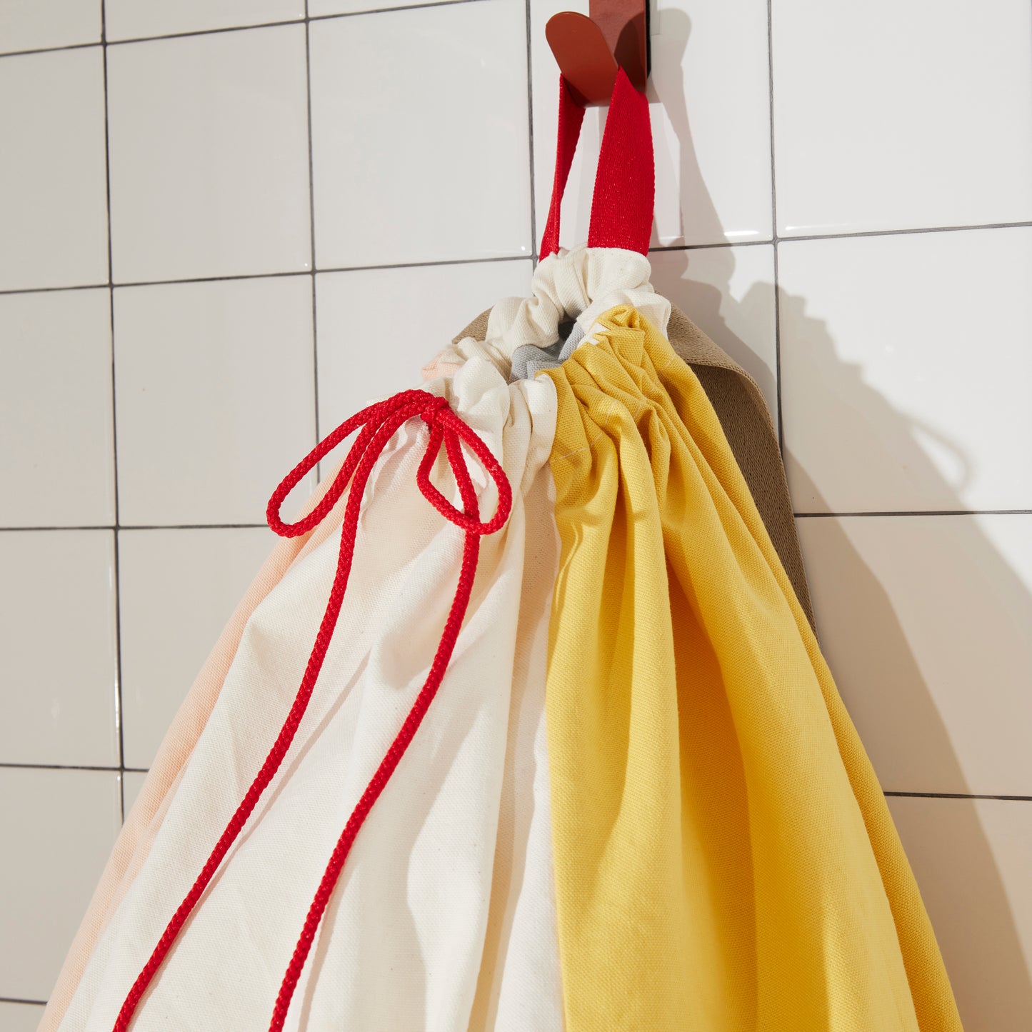 Re:Canvas Laundry Bag Clay detail view of drawstring closure