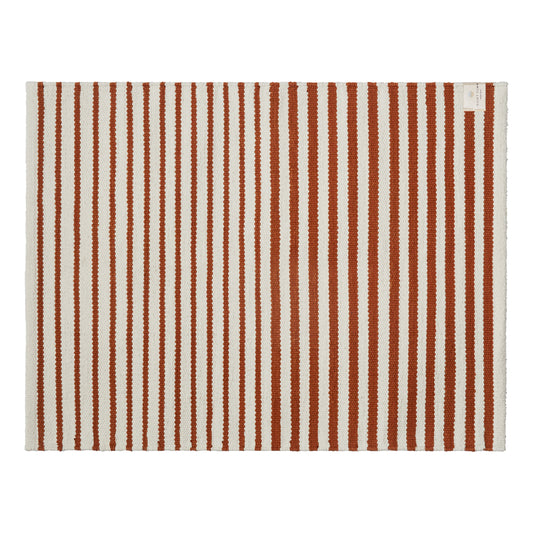 Ojai Clay bath rug top shot flat on floor