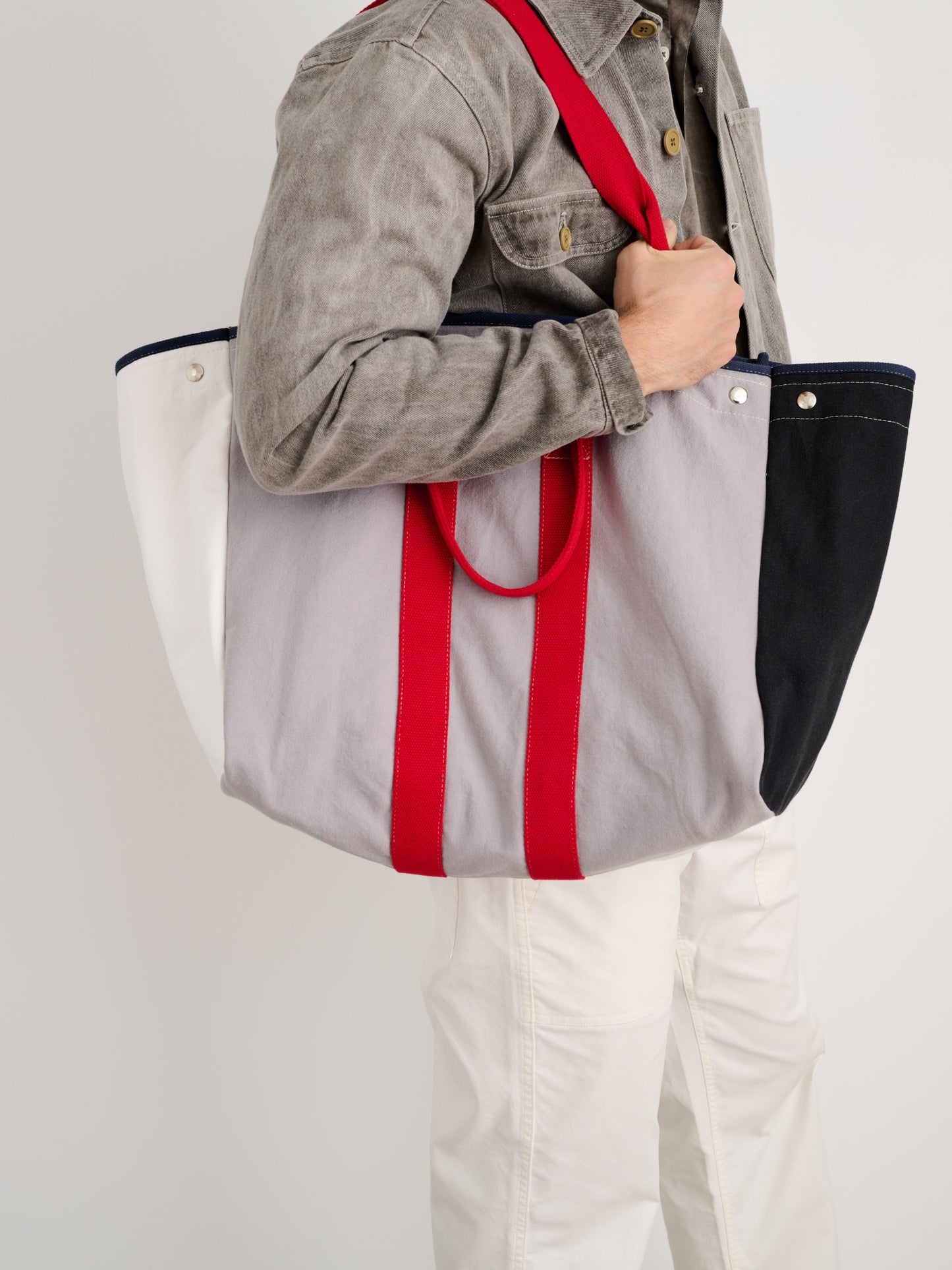 Alex Mill x Quiet Town Perfect Weekender Tote Pine back view carried on shoulder