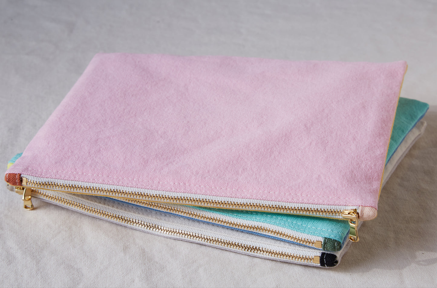 Re:Canvas Pouch Canyon stacked