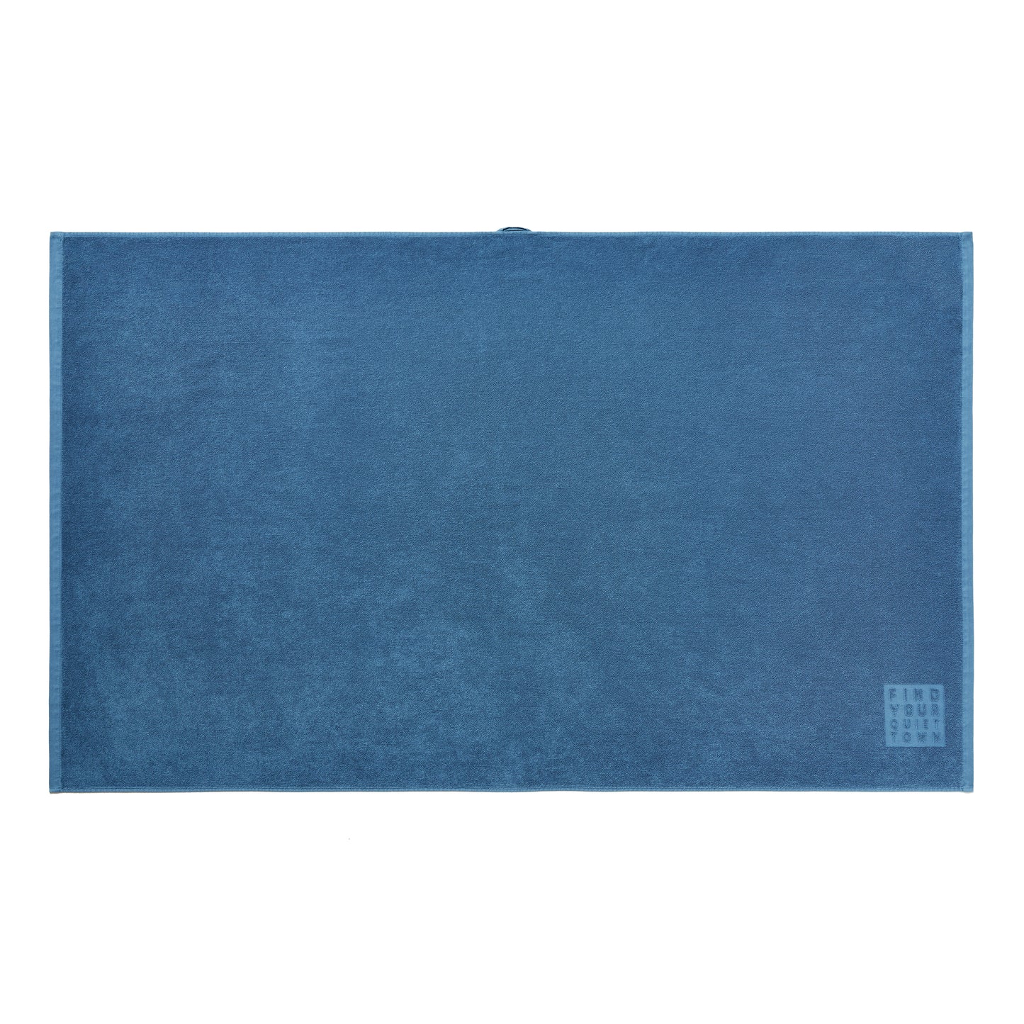 Quiet Towel Atlantic top shot flat on floor
