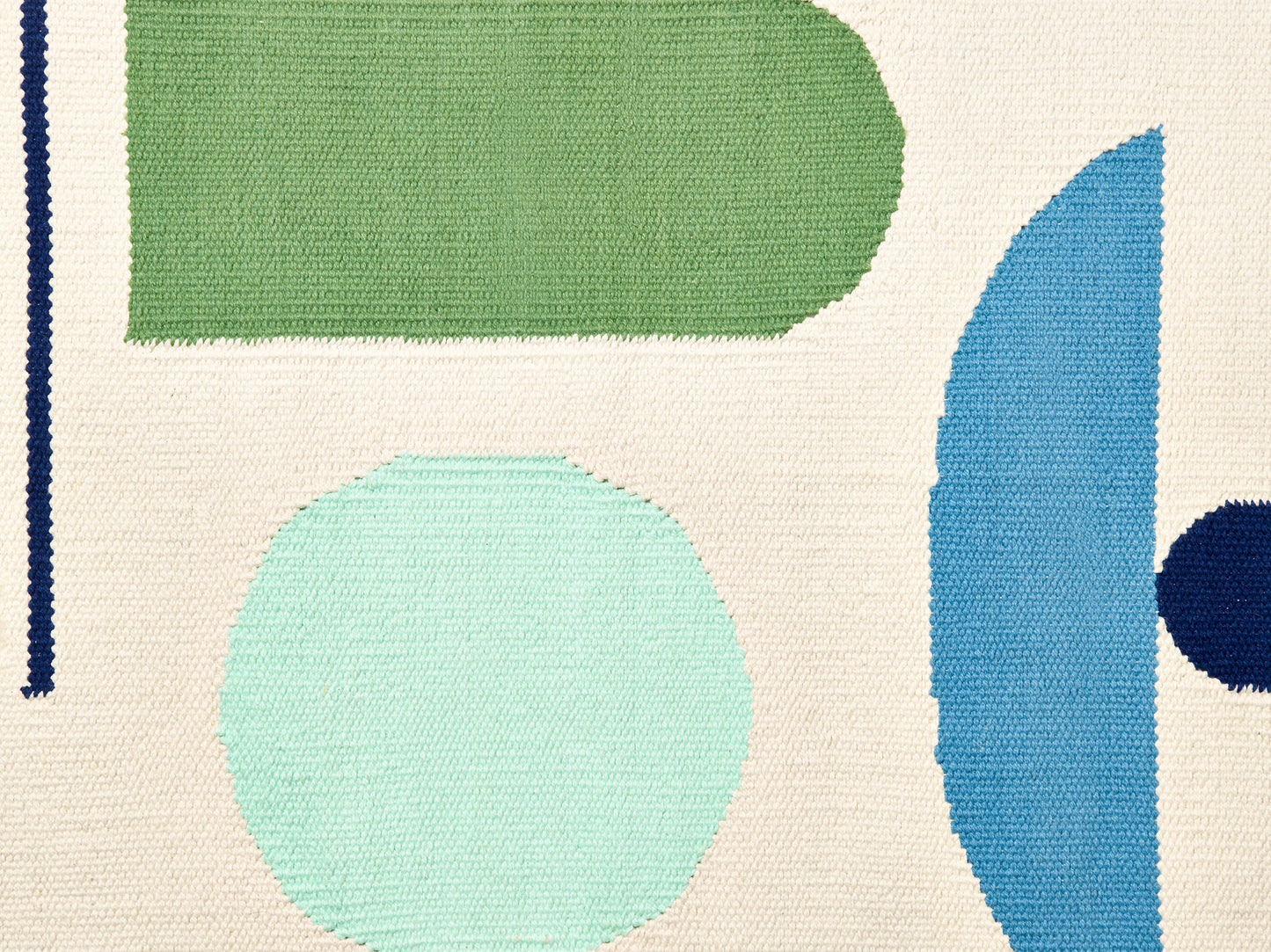 Arco High Bath Rug close up view of mat texture