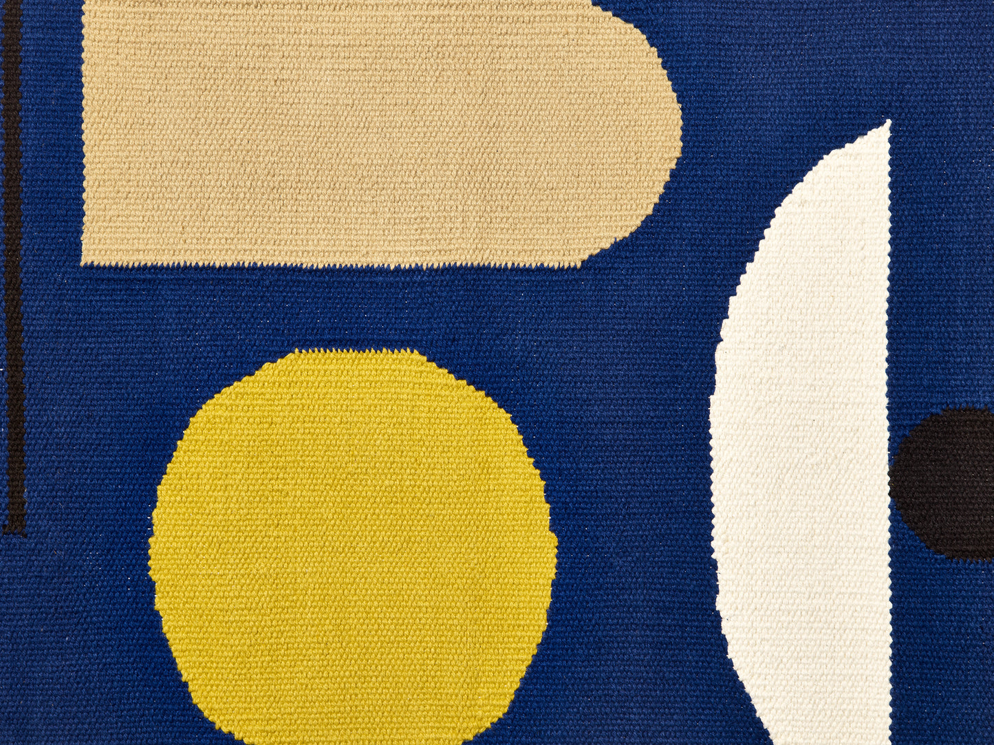 Arco Dusk Bath Rug close up view of mat texture