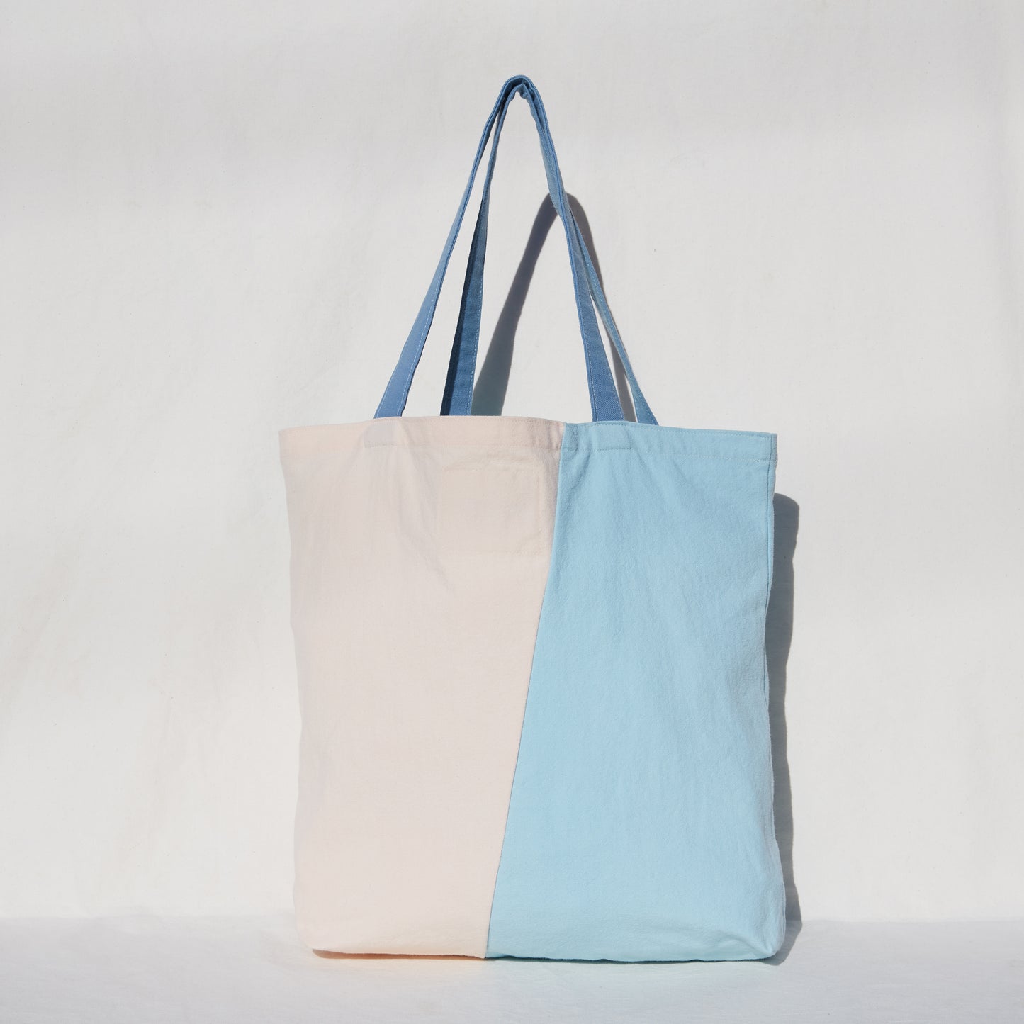 Re:Canvas Tote Sky back view