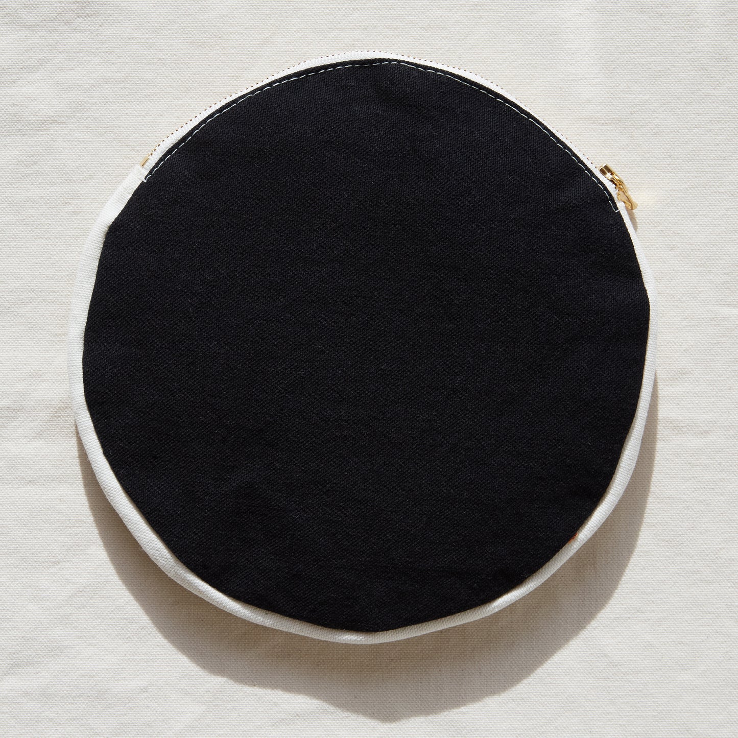 Re:Canvas Circle Pouch Desert back view