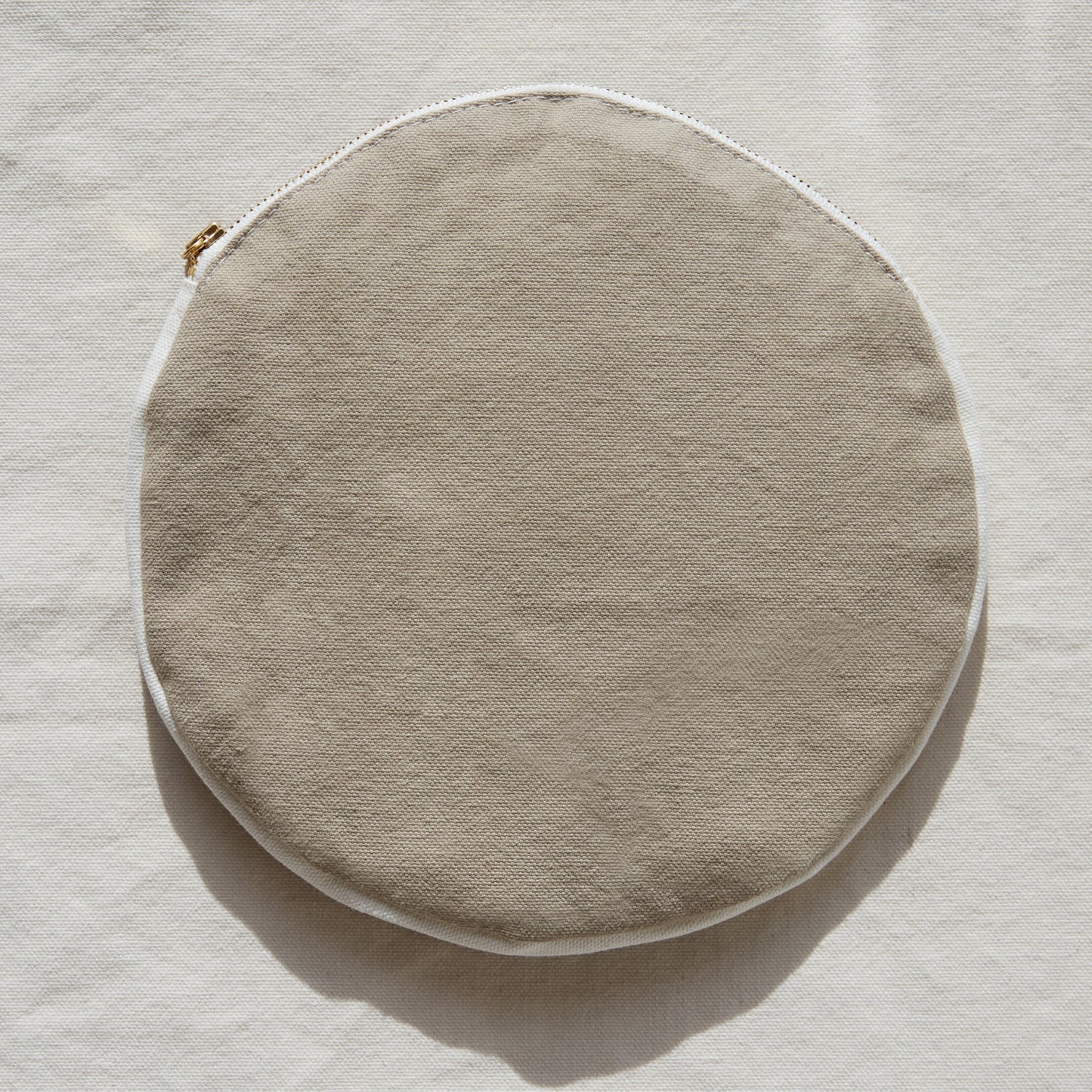 Re:Canvas Circle Pouch Desert front view