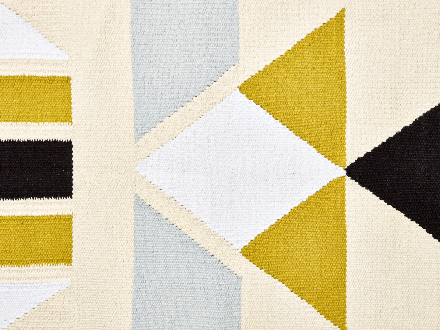 Mendocino Hesse close up view of mat texture