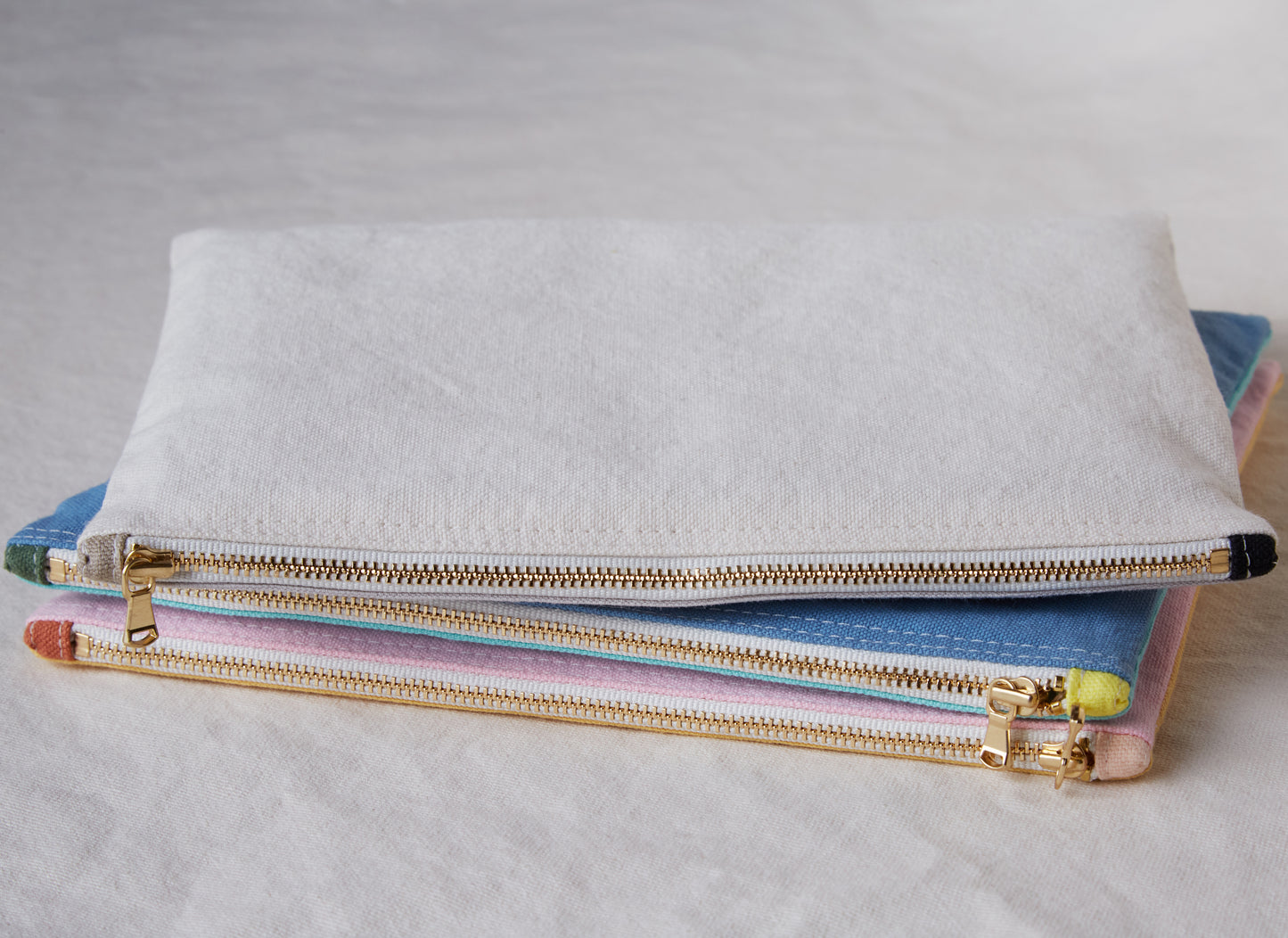 Re:Canvas Pouch Sand stacked
