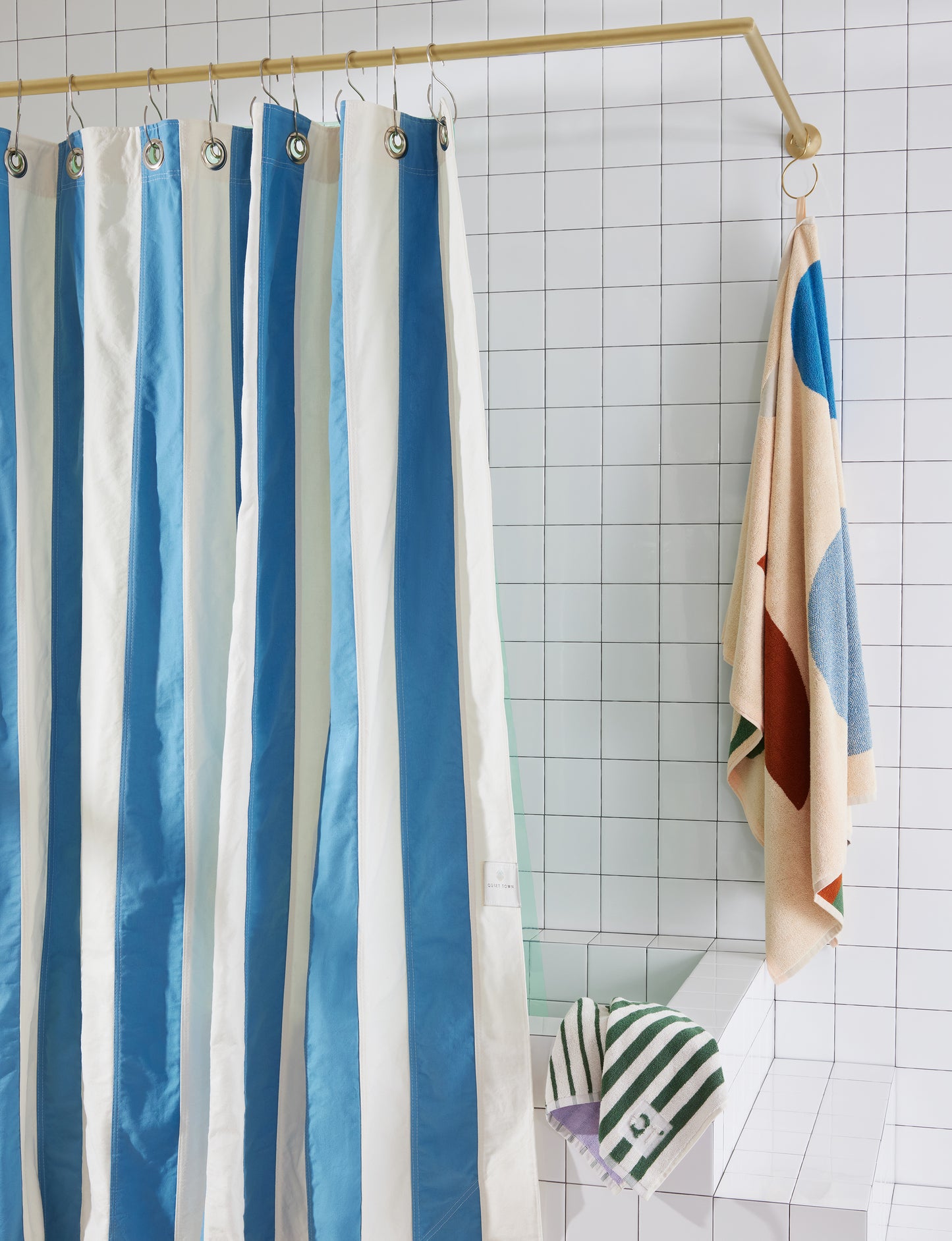 Catalina Atlantic side view of curtain hanging in a bathroom.
