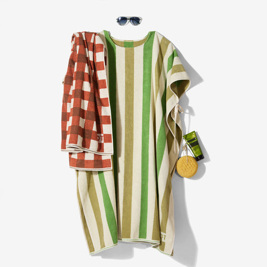 Winter Poncho in Olive