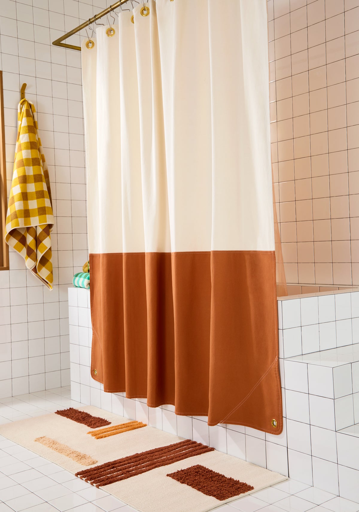 Orient Clay side view of curtain hanging in a bathroom.