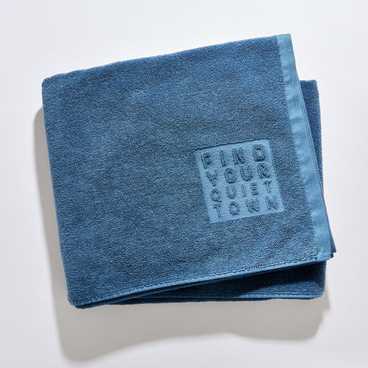 Quiet Towel Atlantic top shot folded