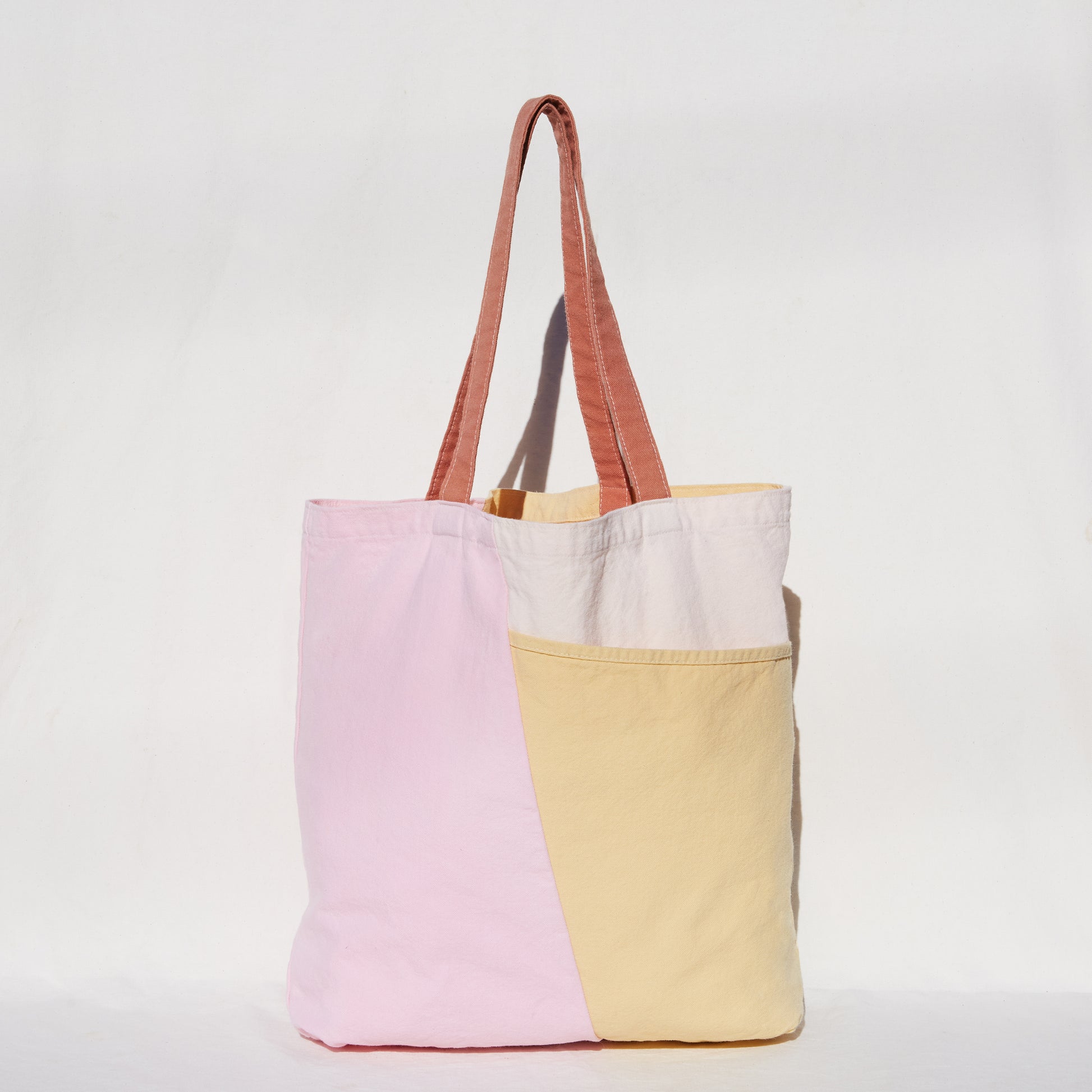 Re:Canvas Tote Canyon front view